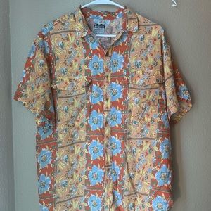 Vintage Ary Cooper Mens Large Floral pattern 100 % Rayon.